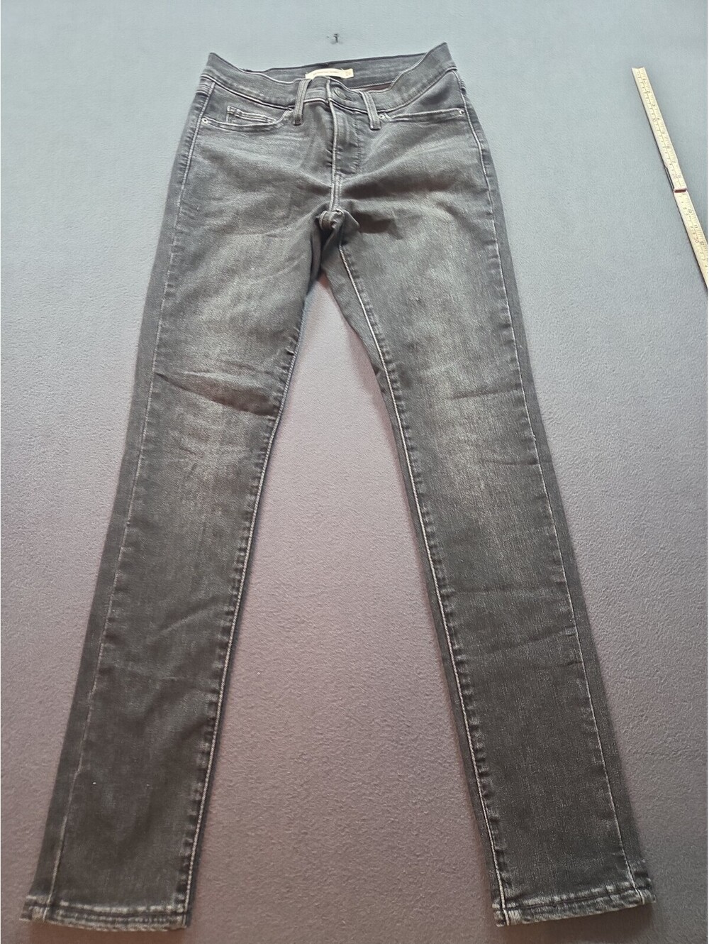 Levi's Women's Mid-Rise Tummy Slim 311 Shaping Skinny Jeans Size 26W Black